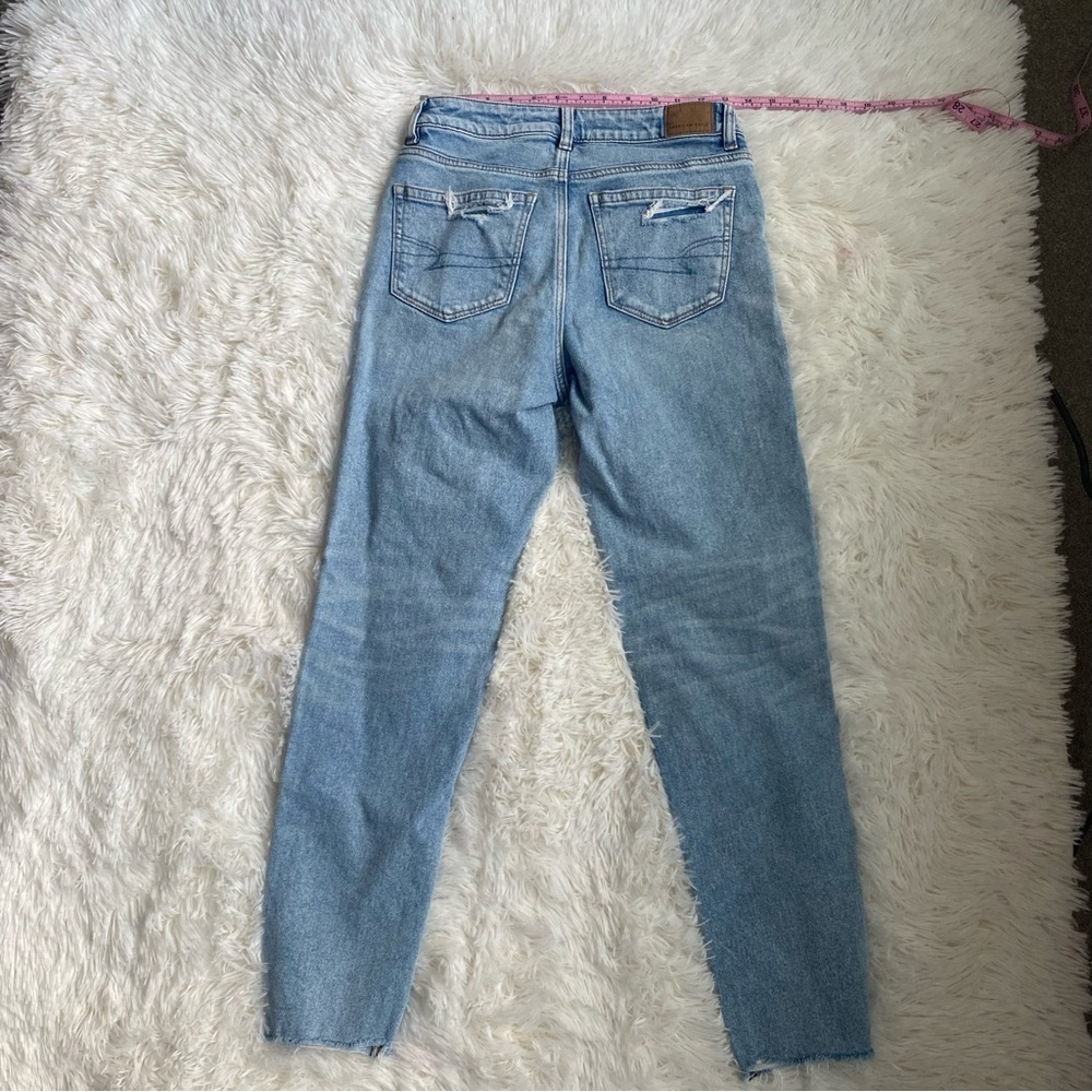 AE Strigid Distressed Light Blue Denim Jeans. NWOT. - Picture 8 of 9